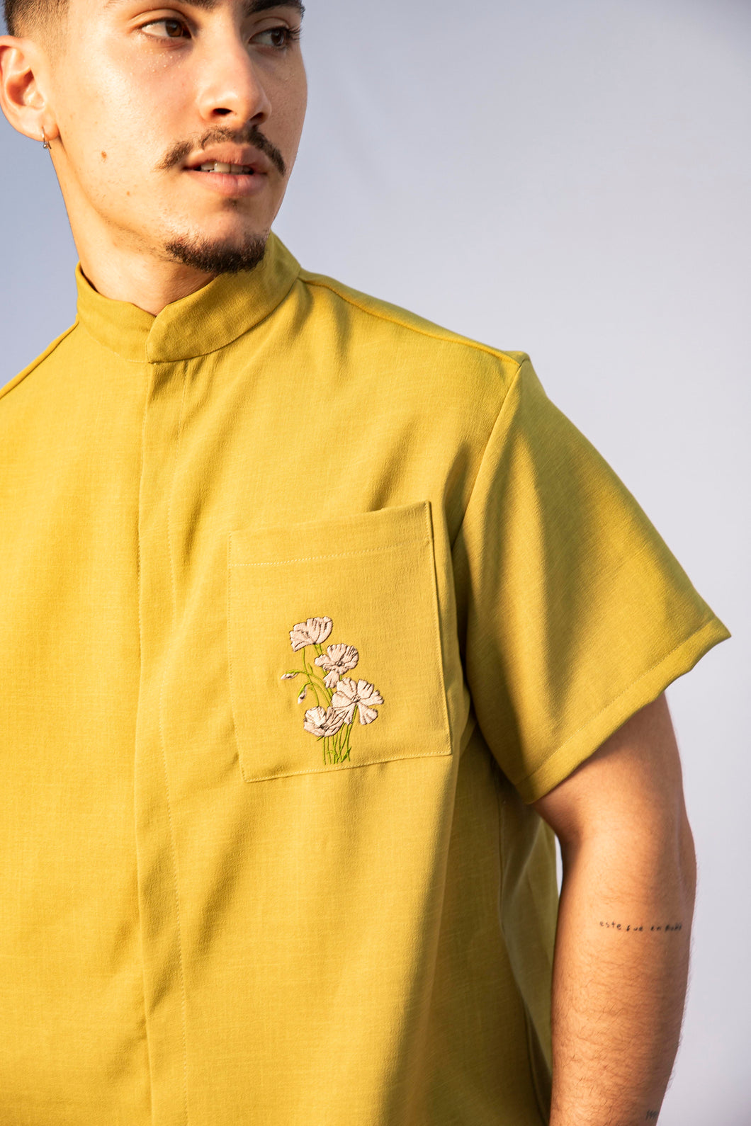 Mao Neck vibrant green flower embroidered